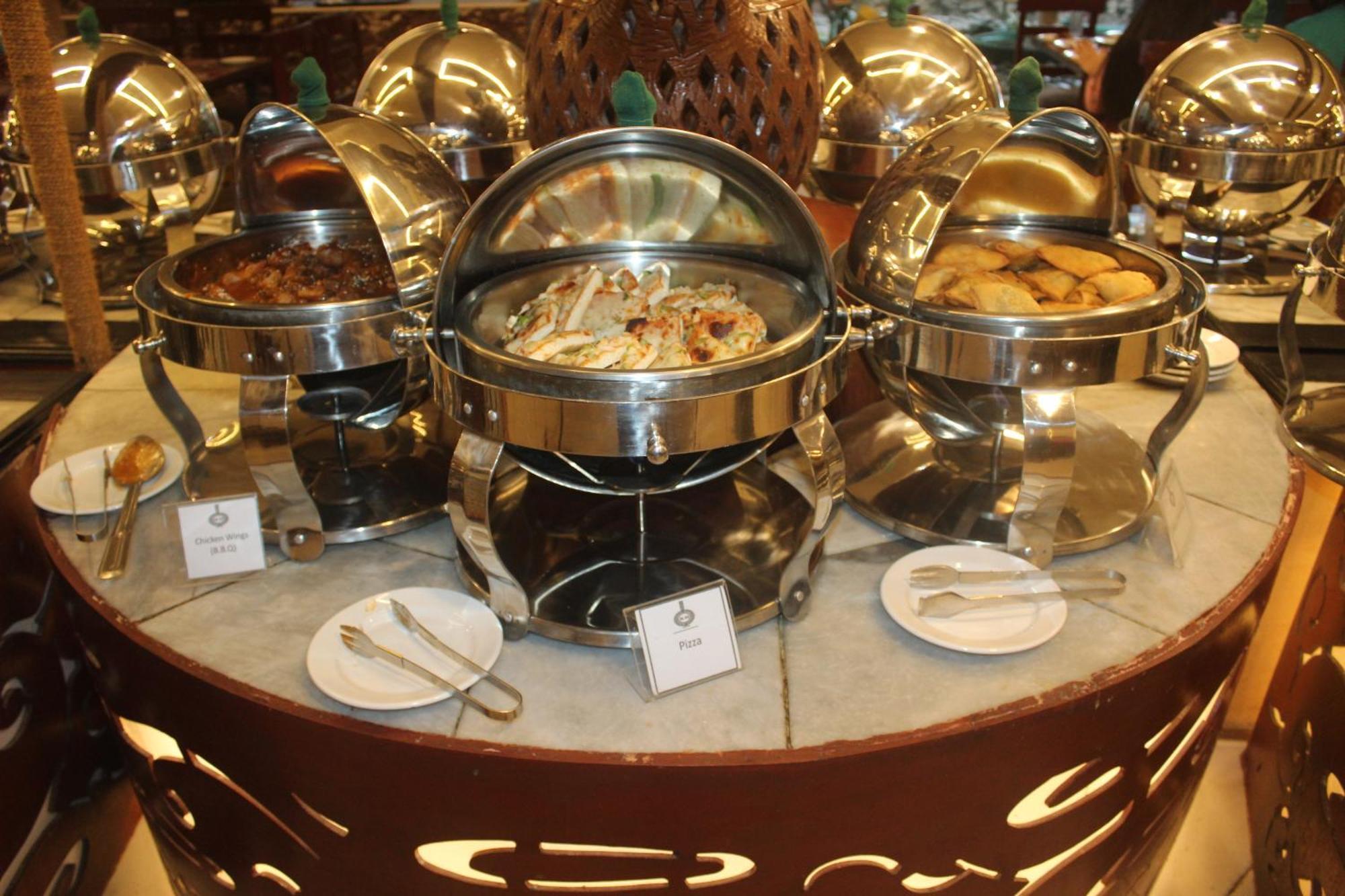 Mehran Hotel Карачи Екстериор снимка